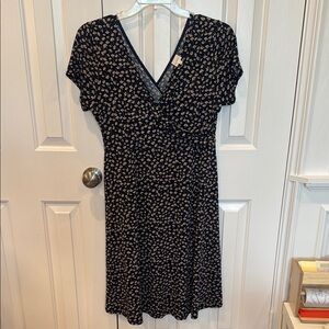 Kaileigh Maternity wrap-style Navy and Orange Women's Dress